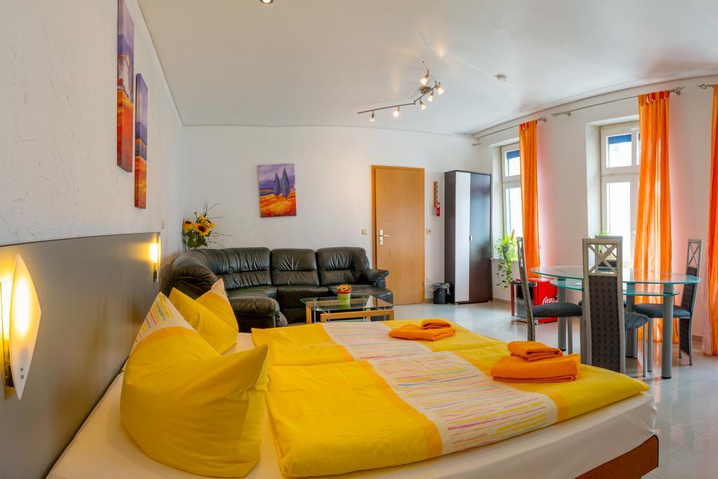 Hotel Am Mueritzhafen Garni Waren  Ngoại thất bức ảnh